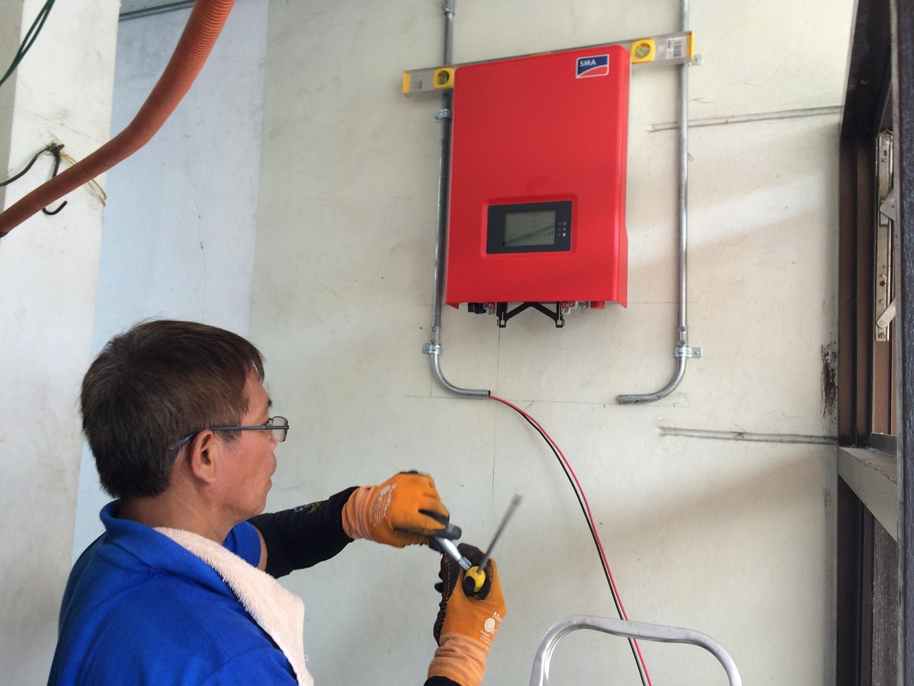 Installatie van een thuisbatterij-systeem